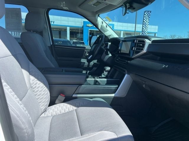 2024 Toyota Tundra 4WD SR5