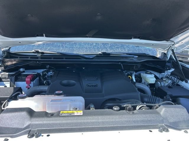 2024 Toyota Tundra 4WD SR5