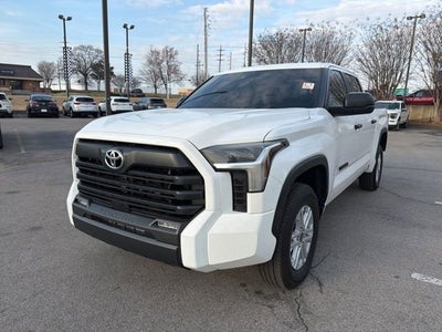 2024 Toyota Tundra 4WD SR5