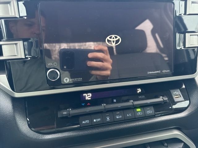 2024 Toyota Tundra 4WD SR5