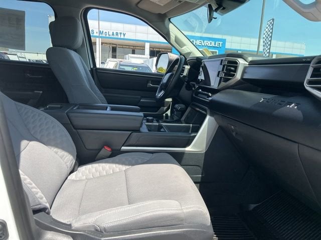 2024 Toyota Tundra 4WD SR5