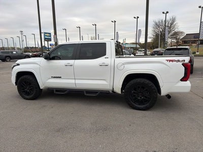 2024 Toyota Tundra 4WD SR5