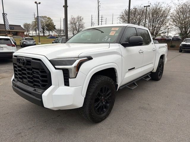 2024 Toyota Tundra 4WD SR5