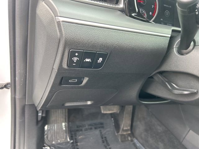 2023 Kia K5 LXS