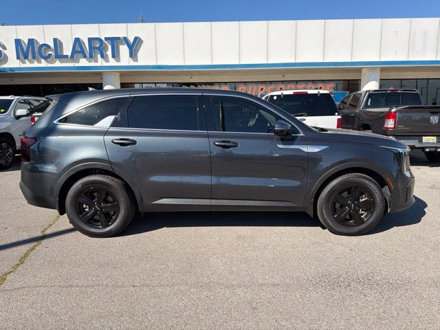 2024 Kia Sorento LX