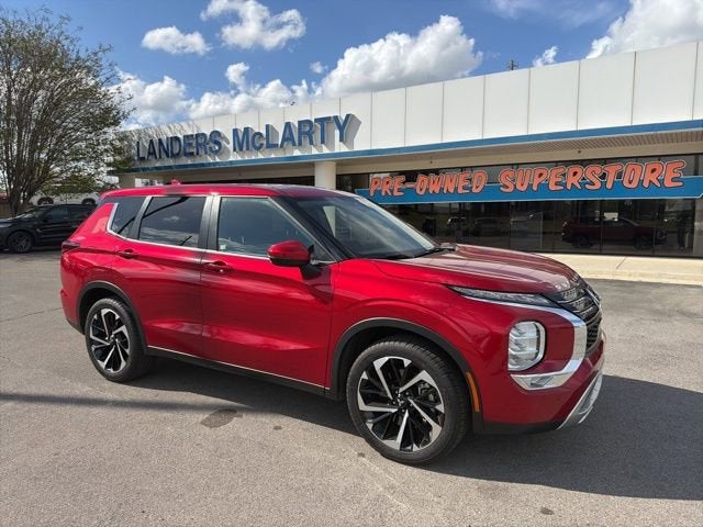 2023 Mitsubishi Outlander SE