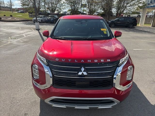 2023 Mitsubishi Outlander SE