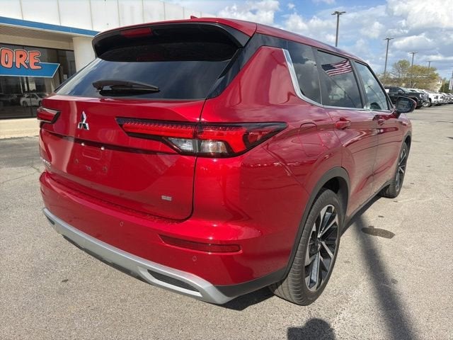 2023 Mitsubishi Outlander SE