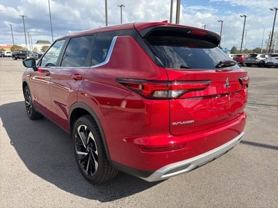 2023 Mitsubishi Outlander SE