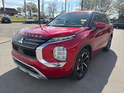 2023 Mitsubishi Outlander SE