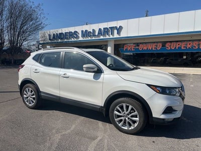 2022 Nissan Rogue Sport SV