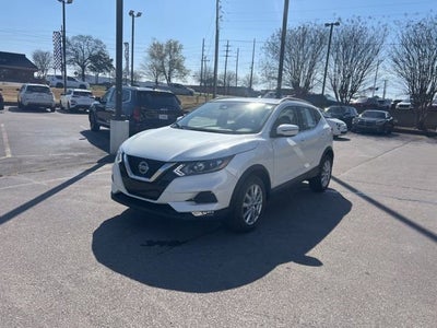 2022 Nissan Rogue Sport SV