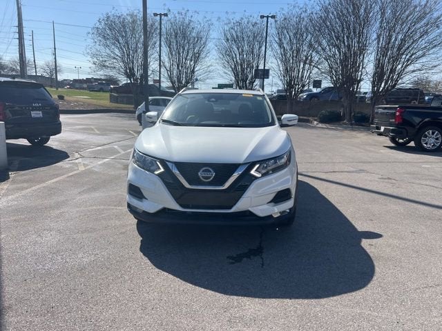 2022 Nissan Rogue Sport SV