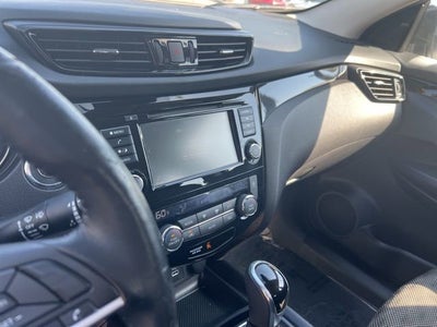 2022 Nissan Rogue Sport SV