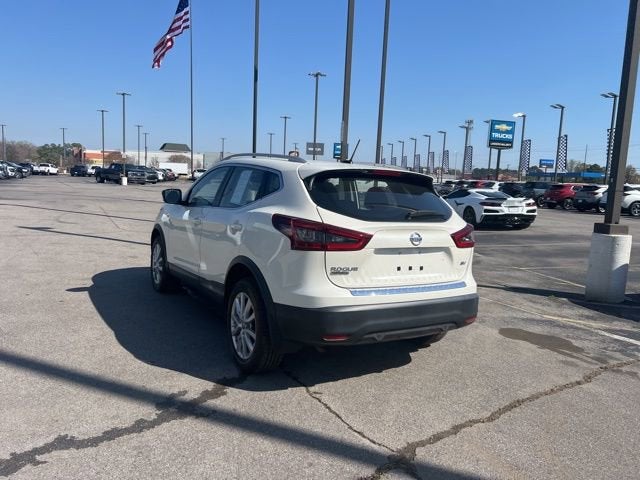 2022 Nissan Rogue Sport SV