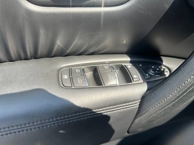 2022 Nissan Armada SV 2WD