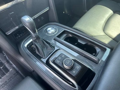 2022 Nissan Armada SV 2WD