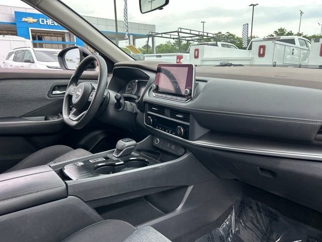 2023 Nissan Rogue SV FWD