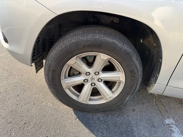 2009 Toyota Highlander Base