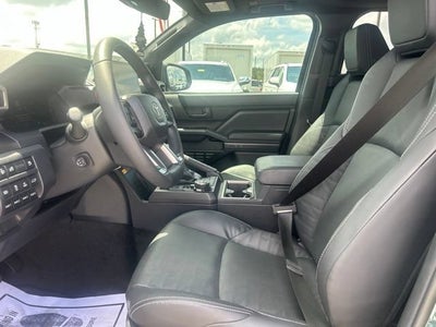 2025 Toyota 4Runner Hybrid Platinum