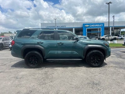 2025 Toyota 4Runner Hybrid Platinum