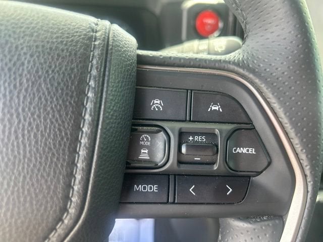 2025 Toyota 4Runner Hybrid Platinum