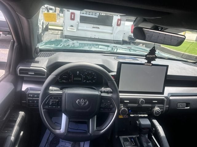 2025 Toyota 4Runner Hybrid Platinum