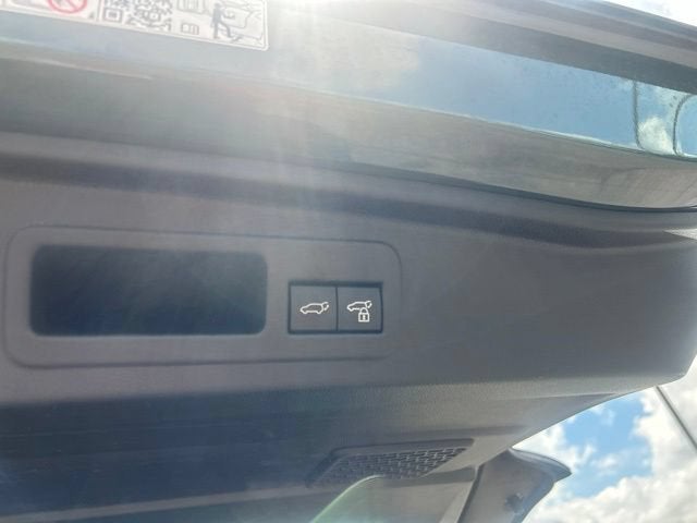 2025 Toyota 4Runner Hybrid Platinum