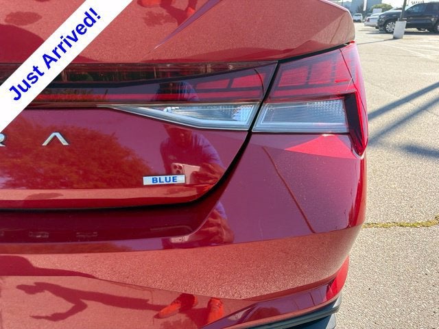 2022 Hyundai Elantra Hybrid Blue