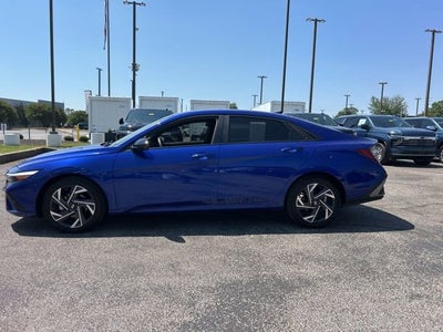 2025 Hyundai Elantra SEL Sport