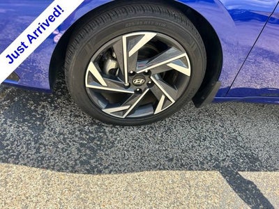 2024 Hyundai Elantra Limited