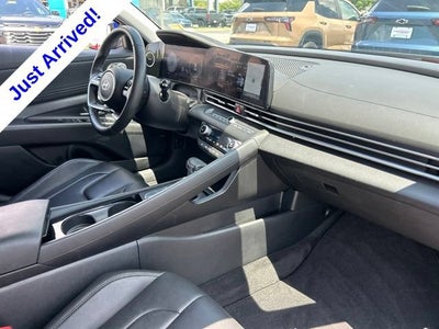 2024 Hyundai Elantra Limited