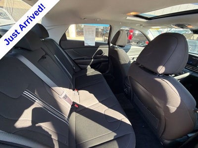 2025 Hyundai Elantra SEL Convenience