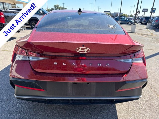 2025 Hyundai Elantra SEL Convenience