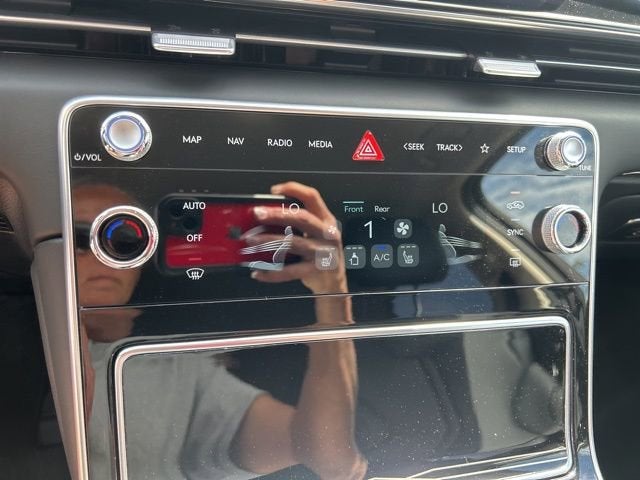 2025 Genesis GV80 2.5T Standard AWD