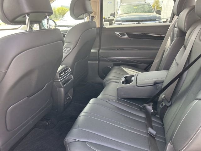 2025 Genesis GV80 2.5T Standard AWD