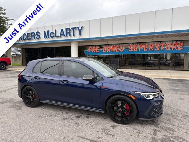 2024 Volkswagen Golf GTI 2.0T SE 4-door's photo