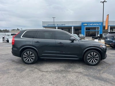 2021 Volvo XC90 Momentum