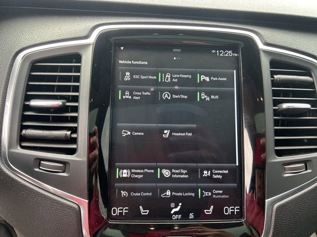 2021 Volvo XC90 Momentum