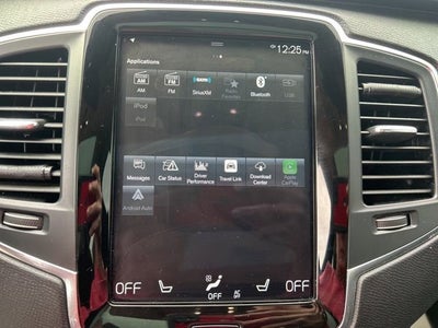 2021 Volvo XC90 Momentum