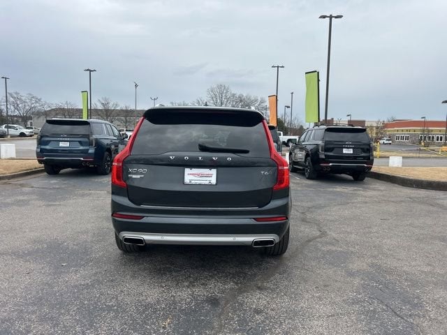 2021 Volvo XC90 Momentum