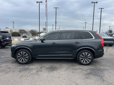 2021 Volvo XC90 Momentum