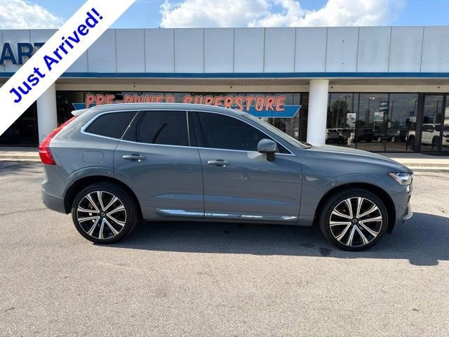 2023 Volvo XC60 B5 Ultimate Bright Theme
