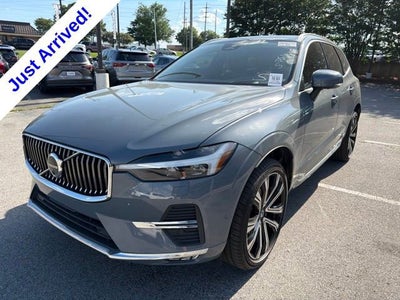 2023 Volvo XC60 B5 Ultimate Bright Theme