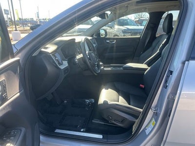 2025 Volvo XC60 Plus