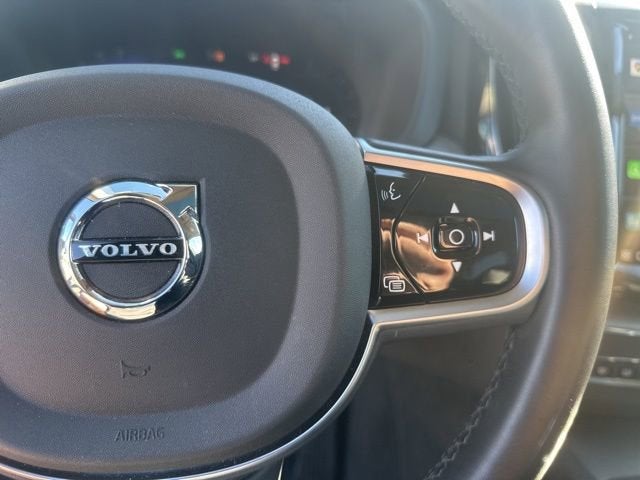 2025 Volvo XC60 Plus