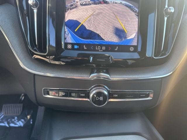 2025 Volvo XC60 Plus