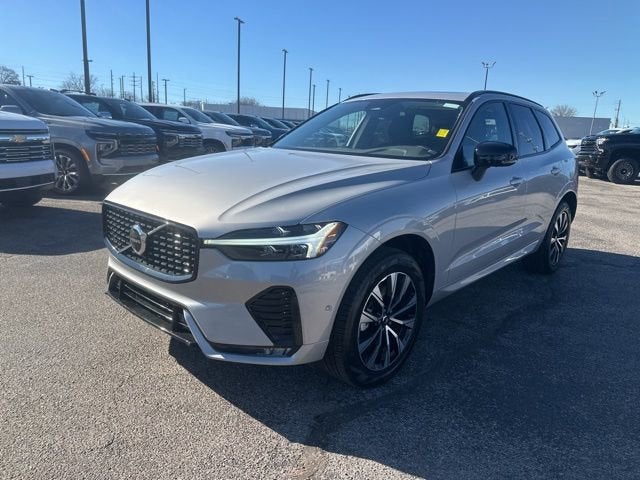 2025 Volvo XC60 Plus