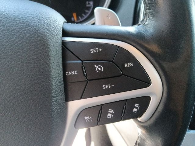 2020 Jeep Grand Cherokee Summit