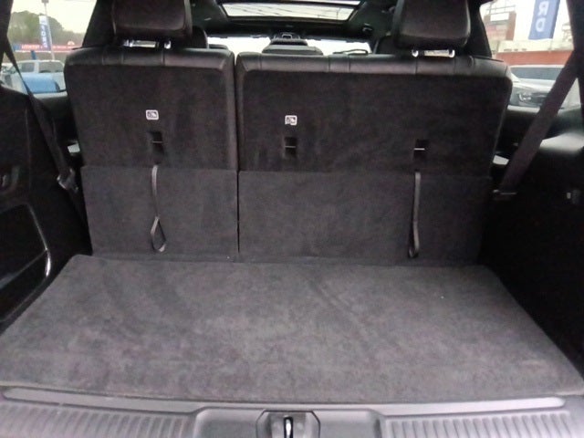 2023 Jeep Wagoneer Base